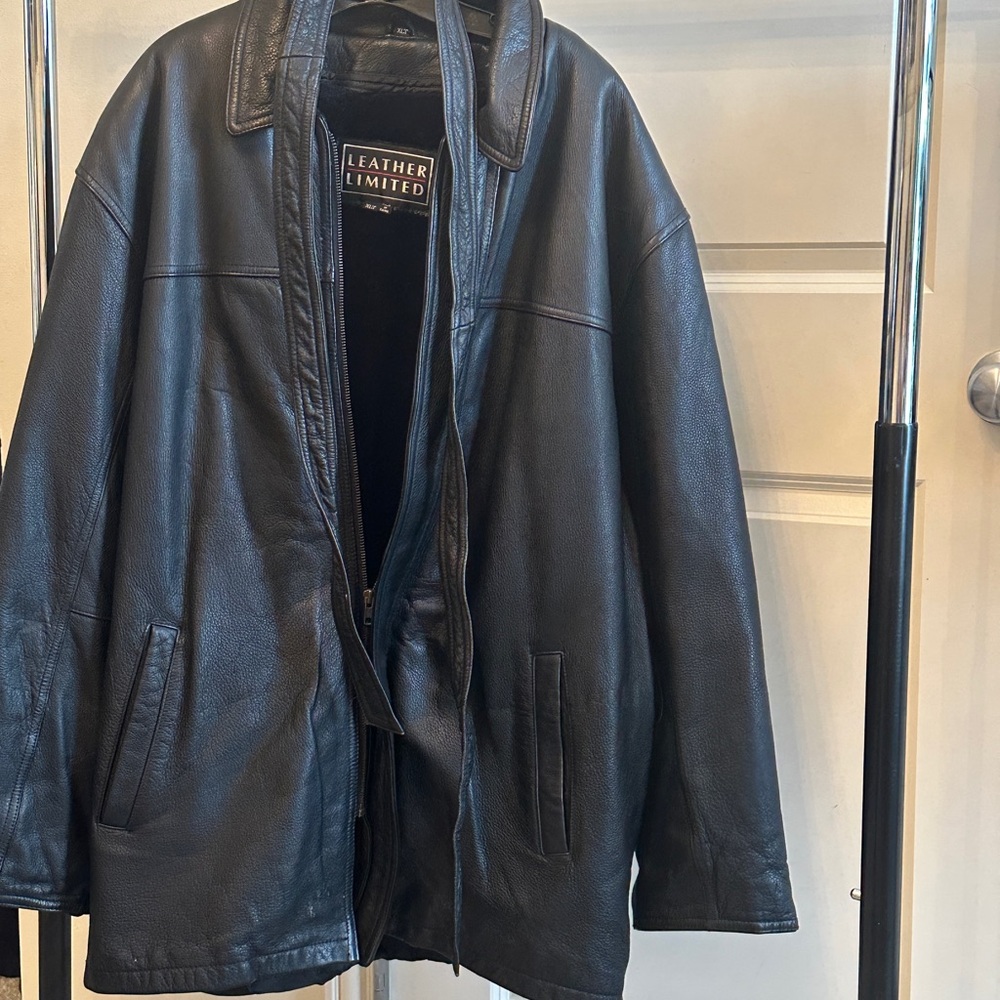 Leather Limited Men's Black Leather Bomber Jacket